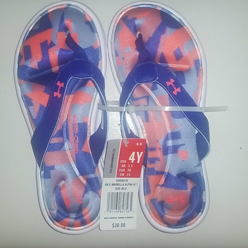 I am selling sandals